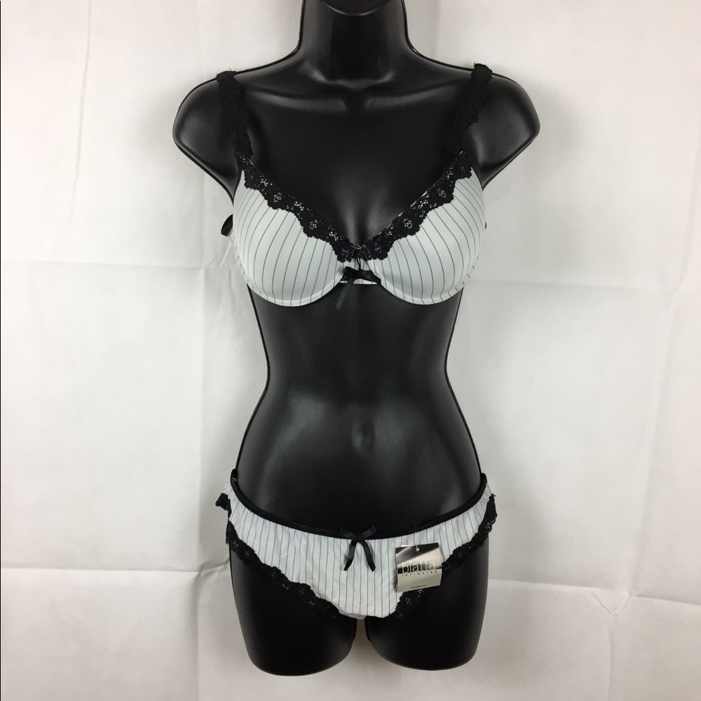 New model Female Linen